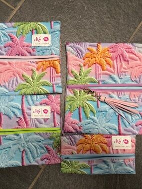 Makeup Junkie Bags Multicolor Palm Tree Cosmetic Pouch